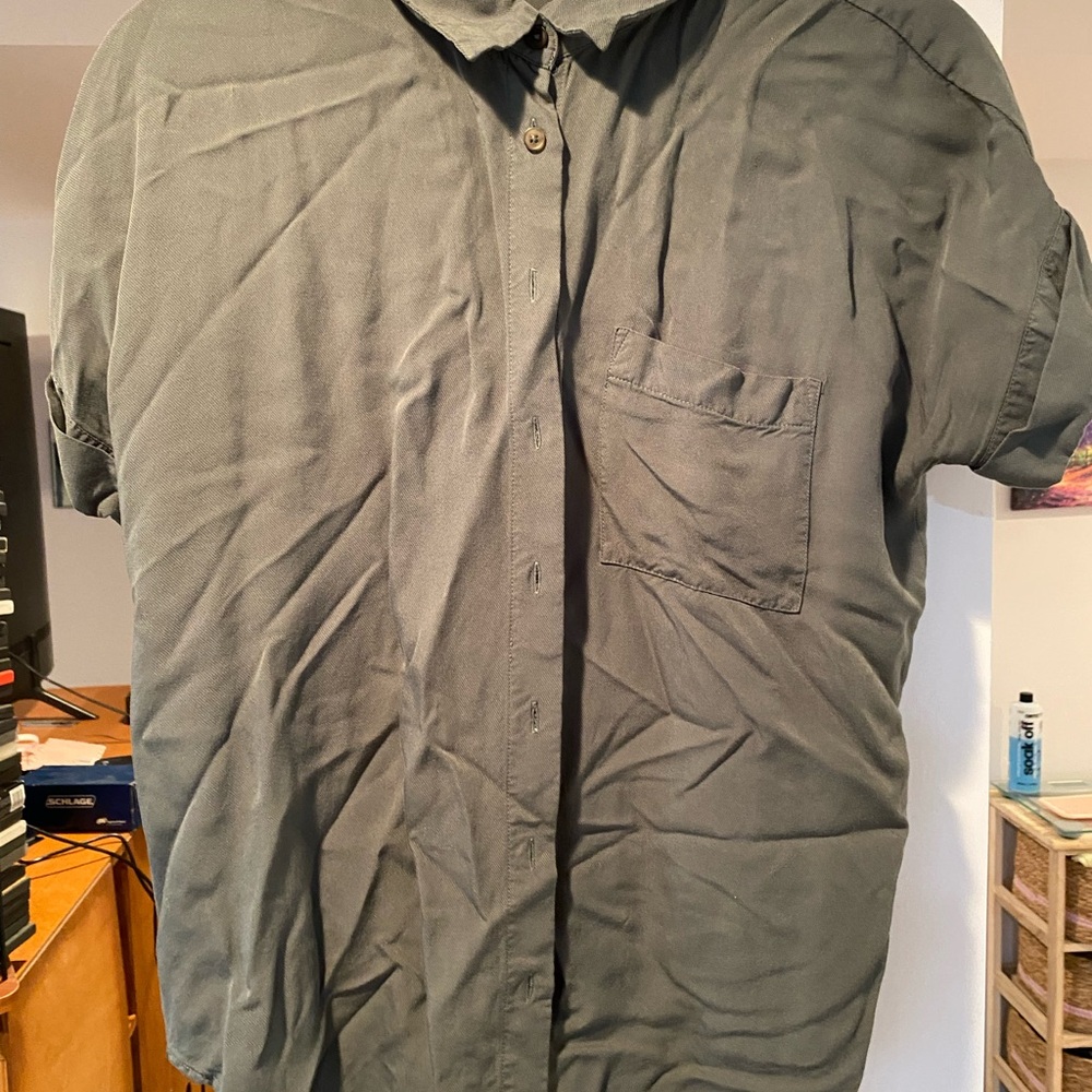 LOFT Charcoal Button-Up Shirt